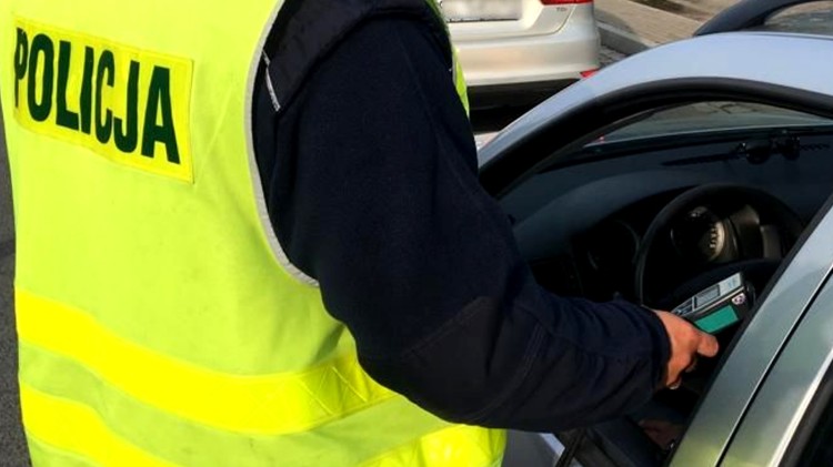 Powiat sztumski. Wracał z pracy samochodem – miał prawie 4 promile…