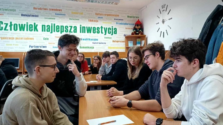Malbork. Planuję zyskuję – gra edukacyjna dla młodzieży w ramach…