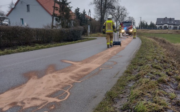 Plama na jezdni, zalane piwnice i pożary sadz w kominie – raport sztumskich…