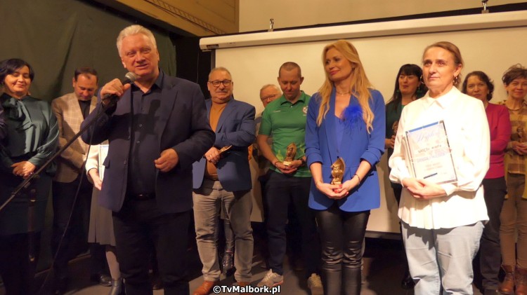 Drużyna Urzędu Miejskiego najlepsza w Wielkim Teście Wiedzy o Nowym…