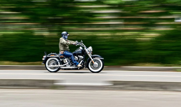 Powiat sztumski. Rozpoczął się sezon motocyklowy – policjanci apelują…