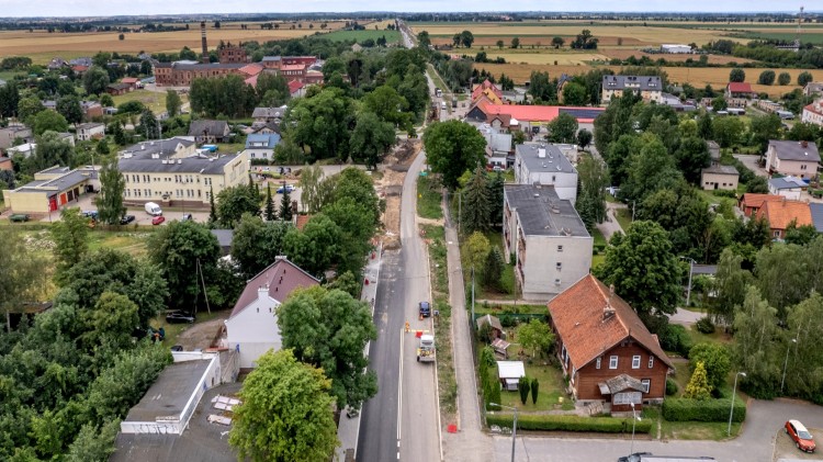 Rozbudowa DK 22 – już niedługo układanie warstwy ścieralnej. Wideo…