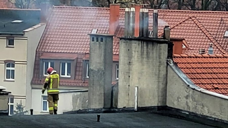 Pożar sadzy, kolizja, ulatniający się gaz – tygodniowy raport malborskich…