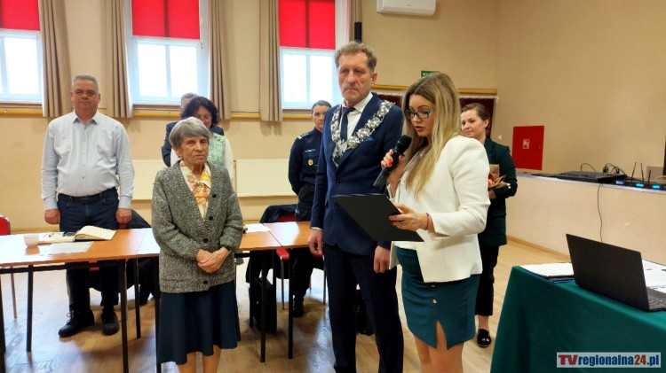 To historyczny moment - Magdalena Roman Honorowym Obywatelem Gminy Stare…