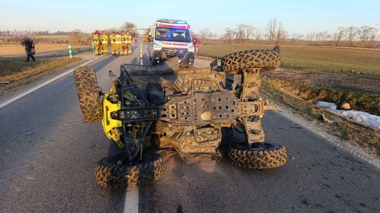 Zderzenie osobówki z quadem w Tropach Sztumskich - ranny mężczyzna…