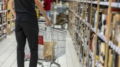 Używki, słodycze i desery oraz chemia gospodarcza liderami podwyżek cen w sklepach [RAPORT]