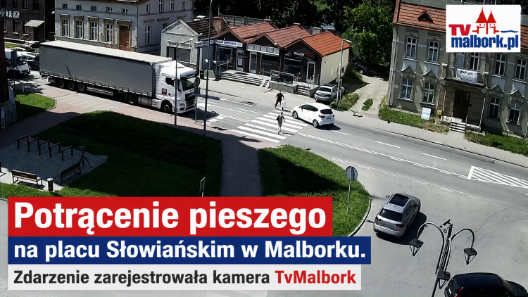 Potrącenie pieszego na placu Słowiańskim w Malborku. Zdarzenie zarejestrowała…