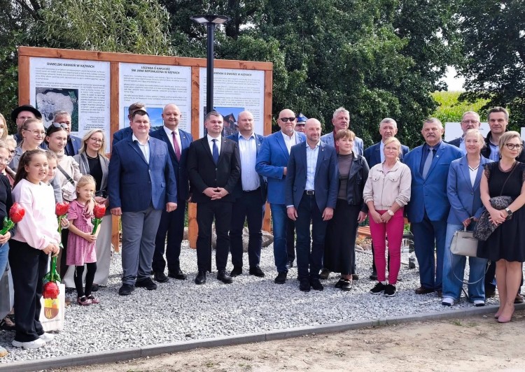 Trzy legendy, jeden wyjątkowy Plac Opowieści. Kątki mają nową atrakcję…