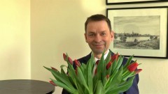 Sztum : Burmistrz Leszek Tabor oraz Przewodniczący Rady Miejskiej zapraszają Panie z okazji Dnia Kobiet na kawę i słodkości - 08.03.2018