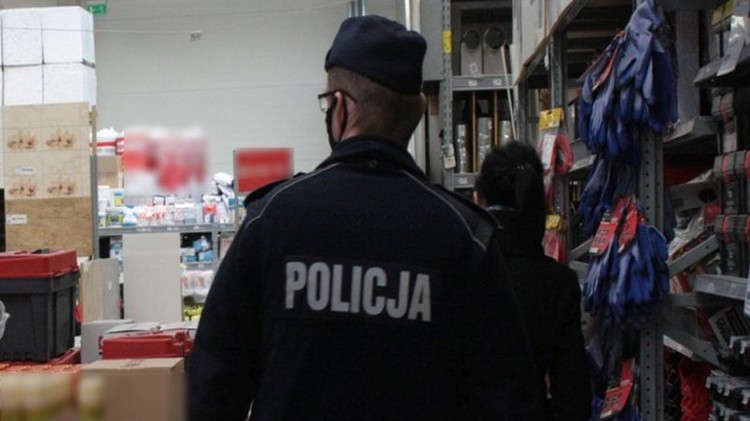 Malbork. Przed świętami wzmożone kontrole policjantów i pracowników…