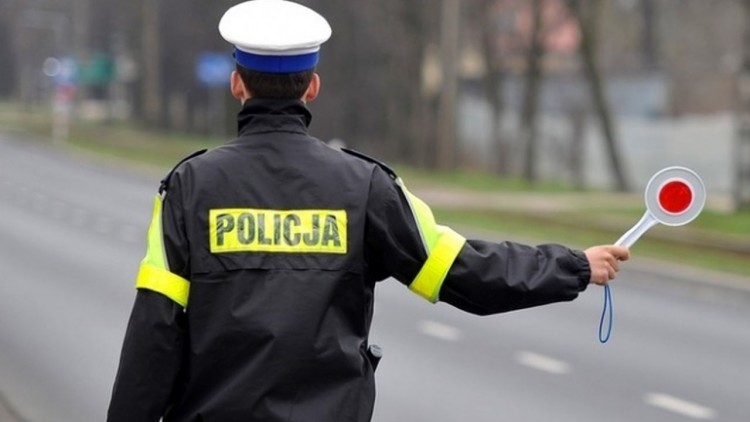 Kierowcy pod wpływem i bez uprawnień - policyjny raport sztumskich służb…