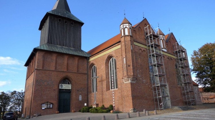 Malbork. Odkryto XVIII w. polichromie w kościele św. Jana Chrzciciela.…