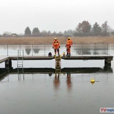Akcja ratunkowa na rzece Nogat ? strażacy ćwiczyli ratownictwo lodowe.