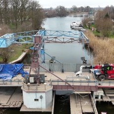 Remont mostu zwodzonego w Rybinie (tzw. Most Niebieski) z drona. Zobacz…