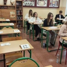 Trzeci dzień matur w Malborku. Uczniowie I LO sprawdzili znajomość…